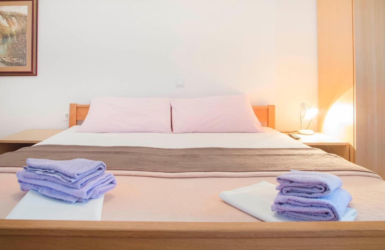 Apartments Vesna スルニュ エクステリア 写真