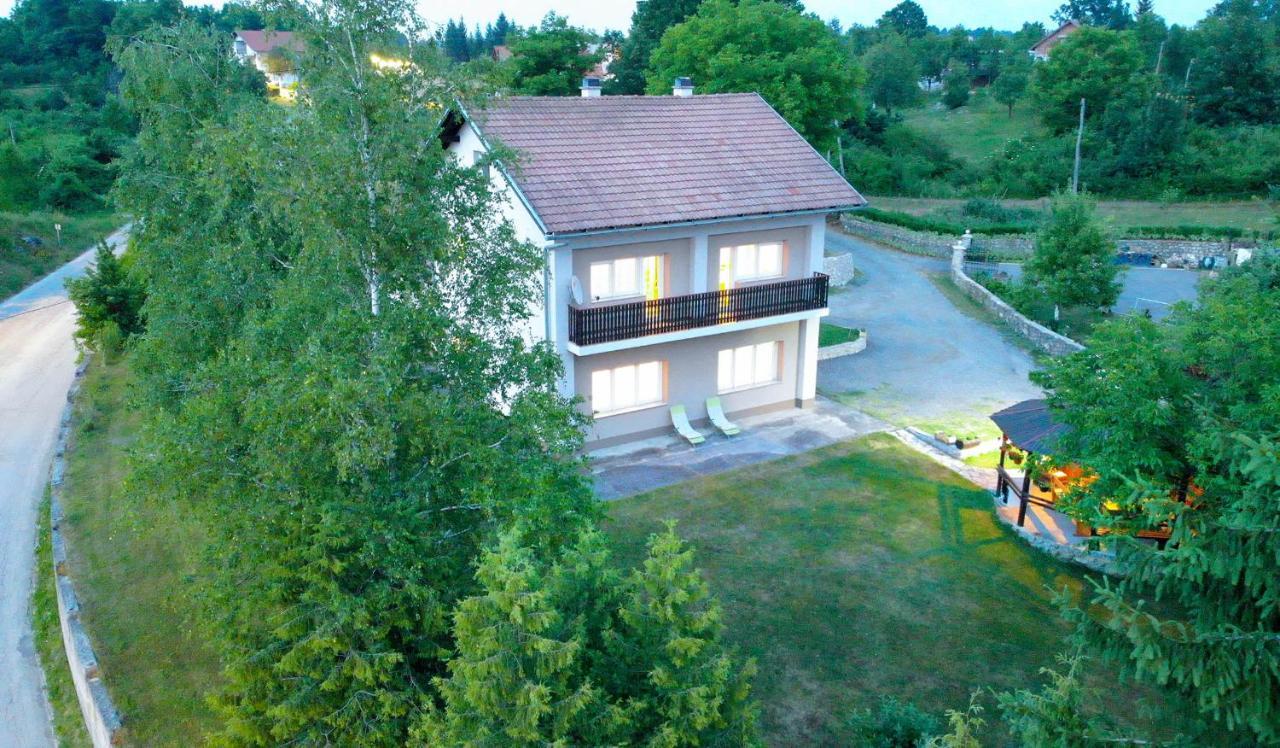Apartments Vesna スルニュ エクステリア 写真