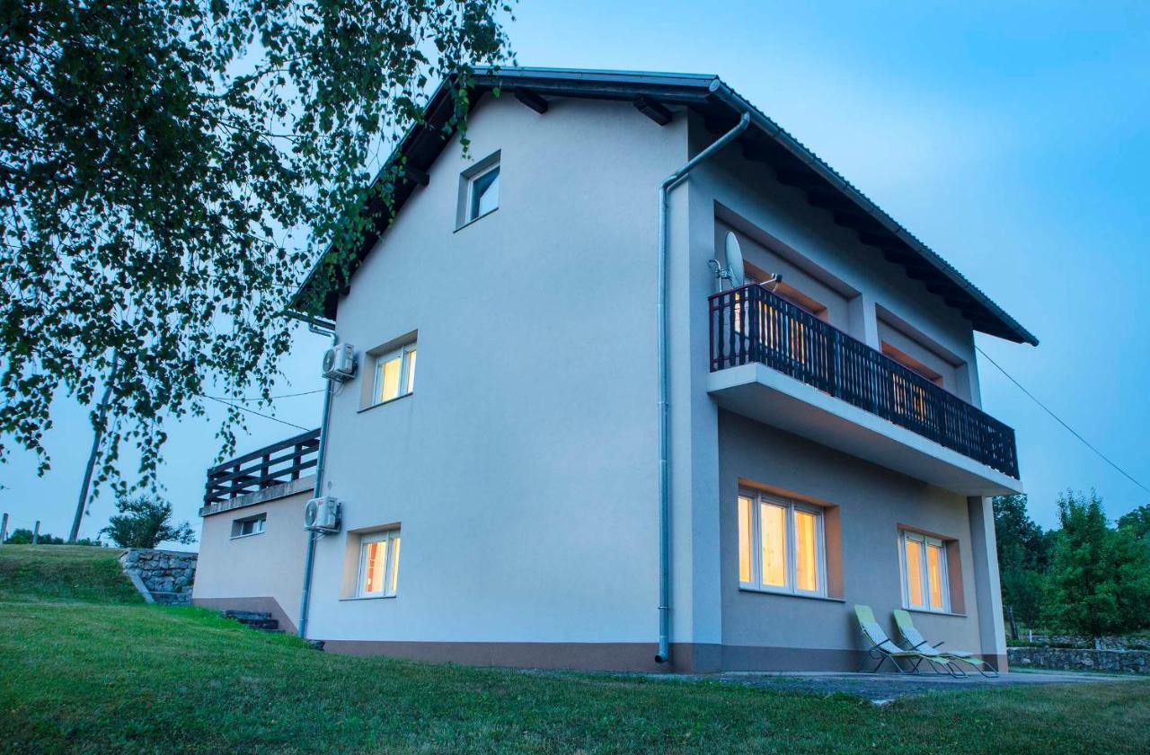 Apartments Vesna スルニュ エクステリア 写真